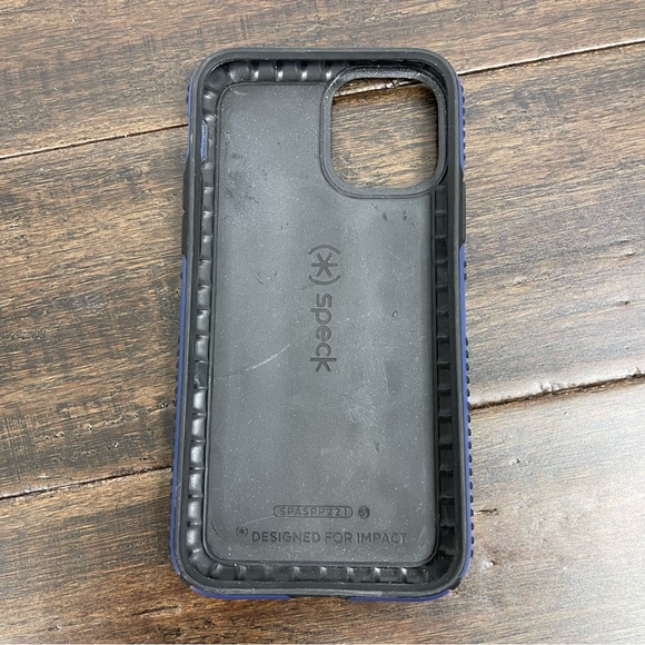 Speck Presidio Grip iPhone 11 Pro Case Coastal Blue/Black - Picture 2 of 7